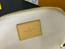 Load image into Gallery viewer, Glasses Case
