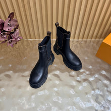 Load image into Gallery viewer, Leather Boots
