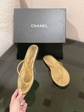 Load image into Gallery viewer, CC Sandals
