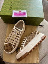 Load image into Gallery viewer, GG Trainers
