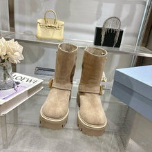 Load image into Gallery viewer, Leather Boots
