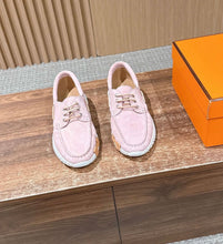 Load image into Gallery viewer, Ketch Loafers
