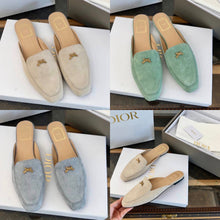 Load image into Gallery viewer, Suede Loafers
