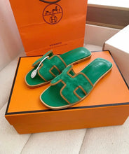 Load image into Gallery viewer, Oran Sandals
