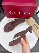 Load image into Gallery viewer, GG Sandals
