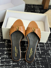 Load image into Gallery viewer, Leather Sandals
