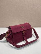 Load image into Gallery viewer, Explore Shoulder Bag
