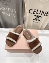 Load image into Gallery viewer, Shearling Mules
