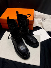 Load image into Gallery viewer, Land Boots
