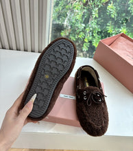 Load image into Gallery viewer, Shearling Loafers
