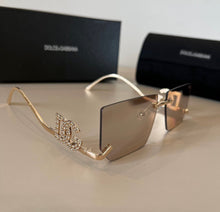 Load image into Gallery viewer, Logo Sunglasses
