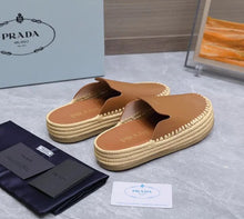 Load image into Gallery viewer, Leather Mules
