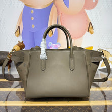 Load image into Gallery viewer, Vendome Tote
