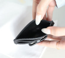 Load image into Gallery viewer, Leather Card Holder
