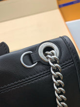 Load image into Gallery viewer, Carryall BB
