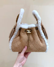 Load image into Gallery viewer, CC Hobo
