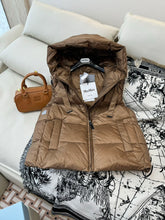 Load image into Gallery viewer, The Cube Gilet
