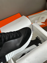 Load image into Gallery viewer, Bouncing Trainers
