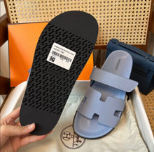 Load image into Gallery viewer, Chypre Sandals
