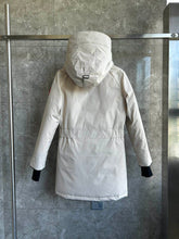 Load image into Gallery viewer, Trillium Parka
