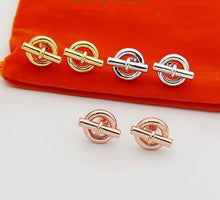 Load image into Gallery viewer, Stud Earrings
