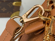 Load image into Gallery viewer, Bella Tote
