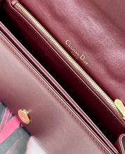 Load image into Gallery viewer, Lady D Clutch

