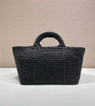 Load image into Gallery viewer, Crochet Tote
