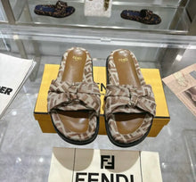 Load image into Gallery viewer, Feel Sandals
