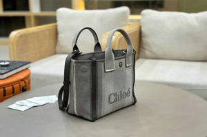 Carry Tote
