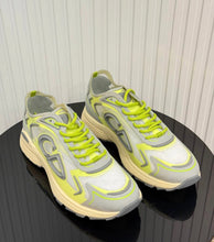 Load image into Gallery viewer, B30 Trainers
