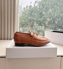 Load image into Gallery viewer, Triomphe Loafers
