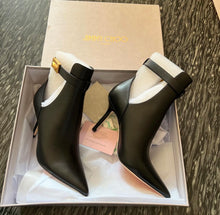 Load image into Gallery viewer, Nell Ankle Boots
