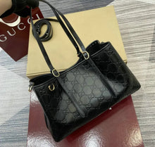 Load image into Gallery viewer, GG Shopping Bag
