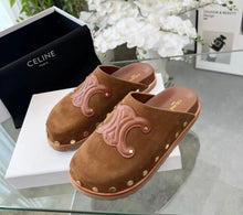Load image into Gallery viewer, Triomphe Mules
