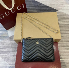 Load image into Gallery viewer, Marmont Chain Pochette
