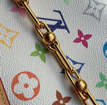 Load image into Gallery viewer, Pochette Accessories
