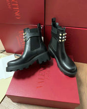 Load image into Gallery viewer, Leather Boots
