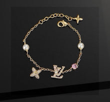 Load image into Gallery viewer, Logo Bracelet
