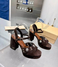 Load image into Gallery viewer, Suede Sandals
