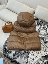 Load image into Gallery viewer, The Cube Gilet
