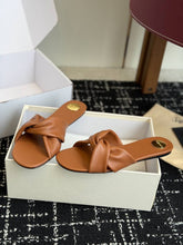 Load image into Gallery viewer, Leather Sandals
