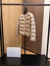 Load image into Gallery viewer, Laurine Jacket
