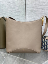 Load image into Gallery viewer, Bucket Bag
