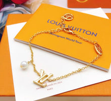 Load image into Gallery viewer, Logo Bracelet
