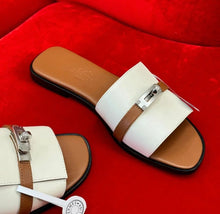 Load image into Gallery viewer, Giulia Sandals
