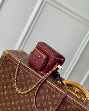 Load image into Gallery viewer, Mini Bumbag
