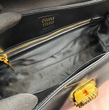 Load image into Gallery viewer, Leather Shoulder Bag
