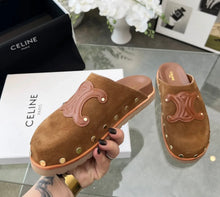 Load image into Gallery viewer, Triomphe Mules
