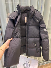 Load image into Gallery viewer, Fourmines Jacket
